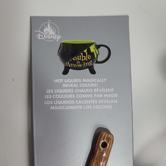 Hocus Pocus Color Changing “Trouble is Brewing” Cauldron Disney Parks Coffee Mug - Picture 6 of 6